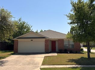 2200 Eagle Mountain Dr, Little Elm, TX 75068
