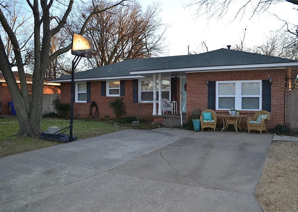 1st image of 1610 Caddell Ln