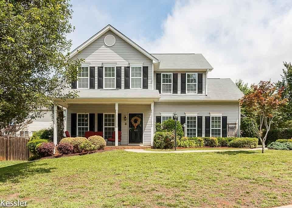 1st image of 400 Briarwood Dr