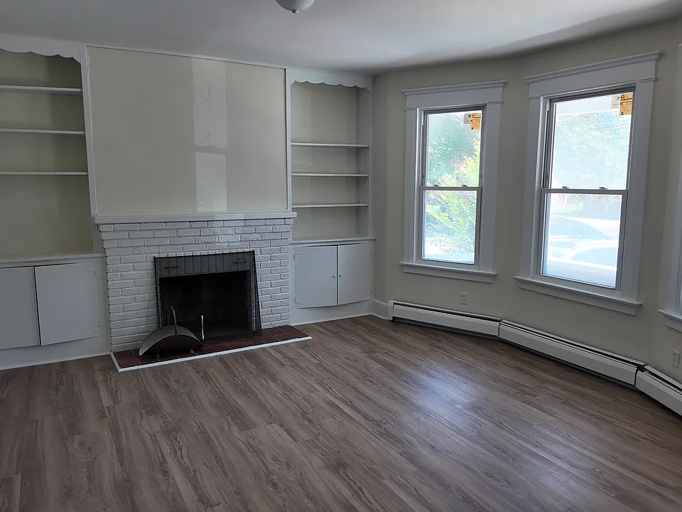 673 Elm St #1