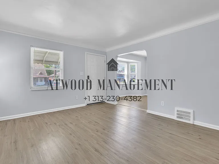 13669 Pfent St — Photo 2