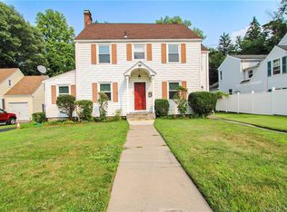 12 Harvey Rd, Windsor, CT 06095