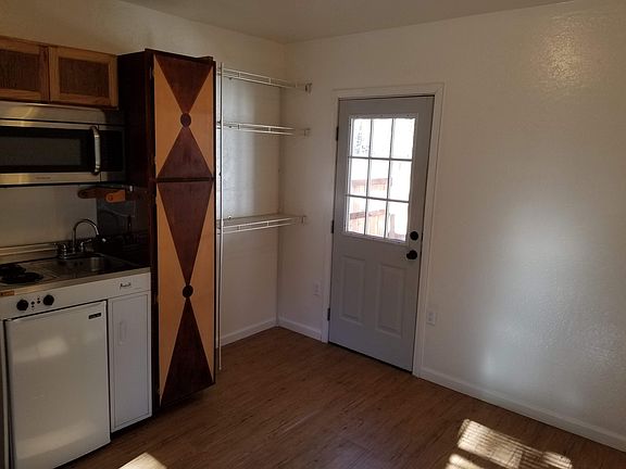 3rd image of 13730 Redwood Hwy #2