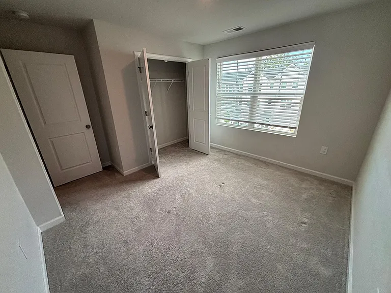 1045 Shoreside Dr — Photo 25