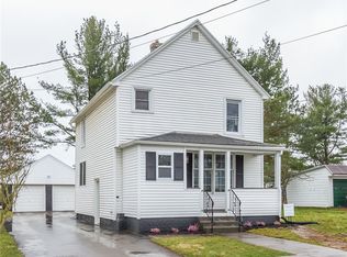 208 Garfield Ave, East Rochester, NY 14445