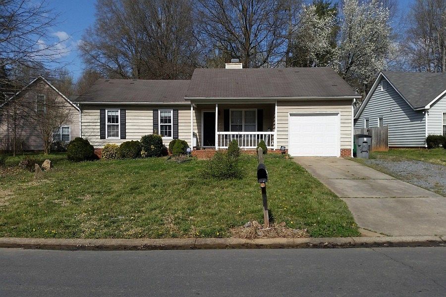 1st image of 6705 Raeburn Ln