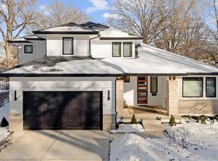 7115 Buena Vista St, Prairie Village, KS 66208
