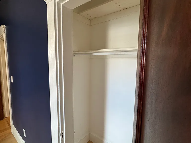 12 Royce Rd #4 — Photo 7