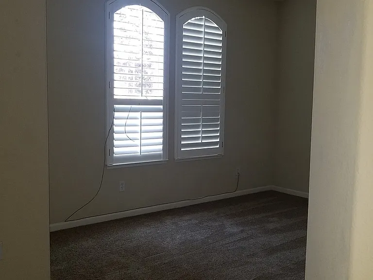 6145 Crater Lake Dr — Photo 17