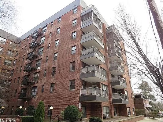 1st image of 1275 E 51st St APT 3S