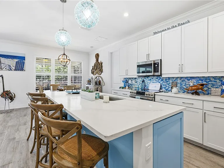 3929 Shoreside Dr — Photo 8