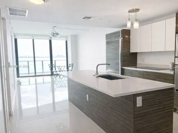 460 NE 28th St APT 1407, Miami, FL 33137