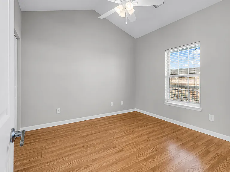 3947 Gladiola Ct #303 — Photo 15