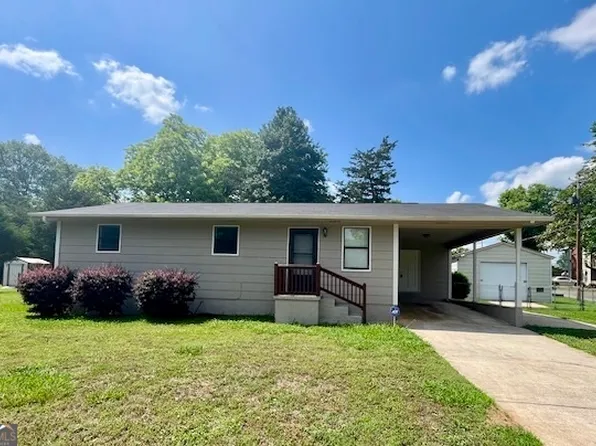 5817 Maiden Ln, Lula, GA 30554