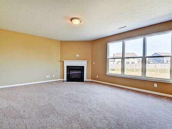 5th image of 1623 Amberwoods Pl