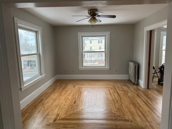 79 Buzzell St #2NDFLOOR, Manchester, NH 03104