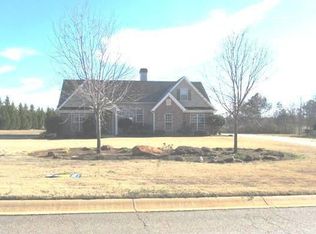 97 Irish Hill Dr, Concord, GA 30206