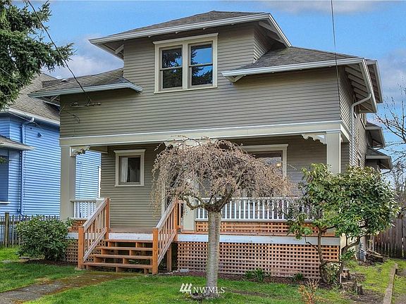 2nd image of 621 & 627 NW 44th St