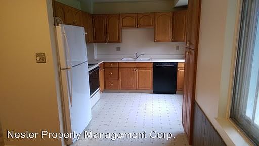 2nd image of 3810 Pearl Dr