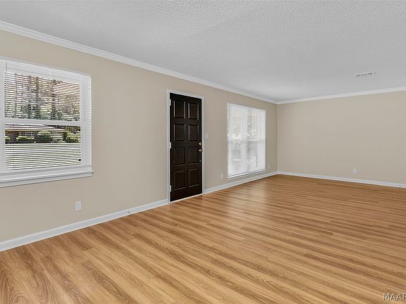 5th image of 3807 Marie Cook Dr