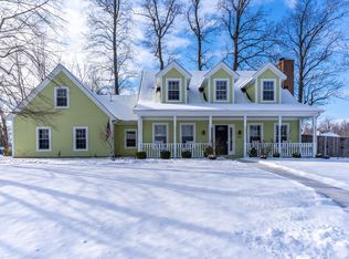 2011 Point Wood Rd, Fort Wayne, IN 46818