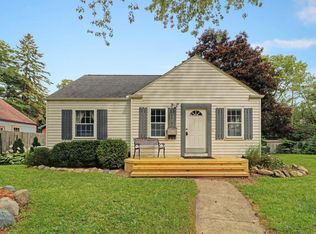 1326 Collegewood Dr, Ypsilanti, MI 48197