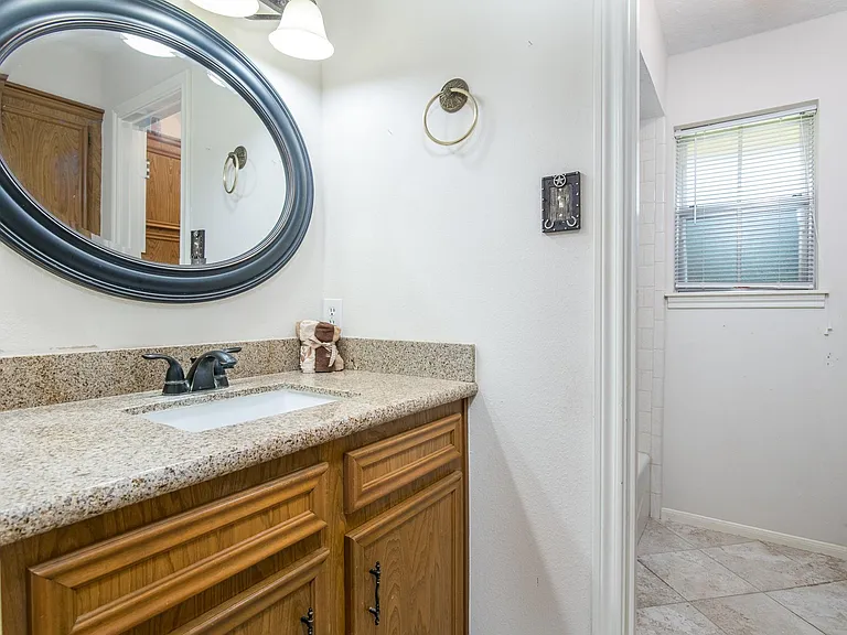 1830 Baker Dr — Photo 16