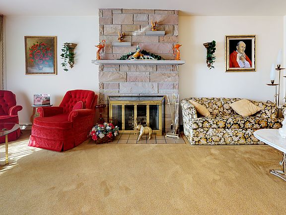 5th image of 8537 N Ozark Ave