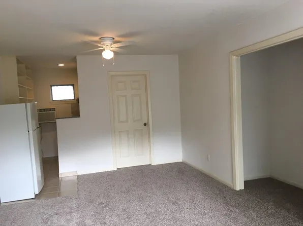 1215 Banks St #9, Houston, TX 77006