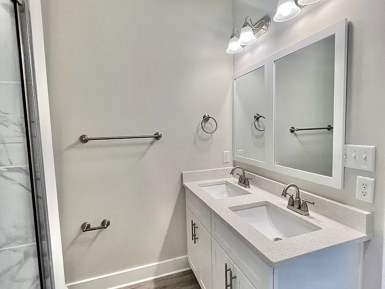 103 Bradford Ct — Photo 15