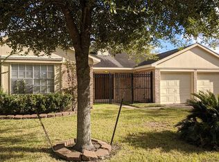9603 Huntington Wick Dr, Houston, TX 77099