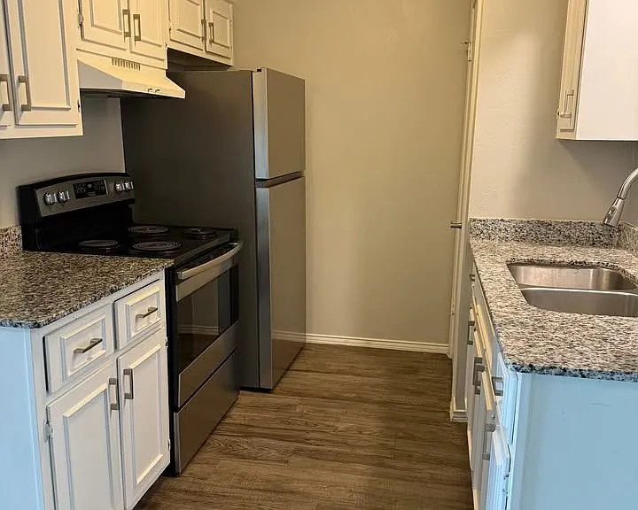 501 Industrial Dr W #501 — Photo 17
