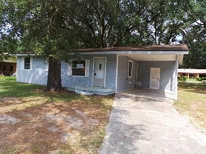 1st image of 7752 Untreiner Ave
