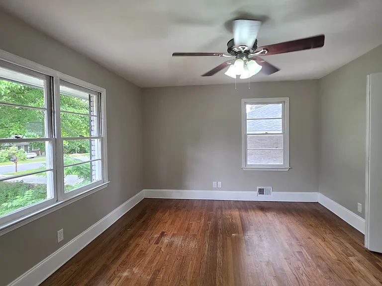 2164 Pawnee Dr SE — Photo 16