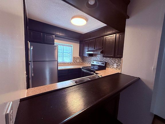 4th image of 2405 S Capri Ln APT 1106