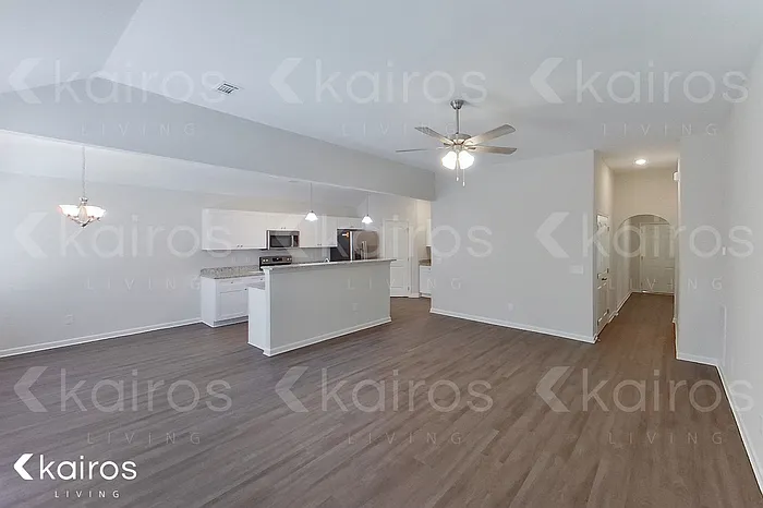810 Washington Ferry Rd — Photo 3
