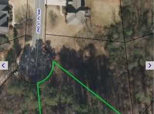 2814 2nd Street Pl NW, Hickory, NC 28601