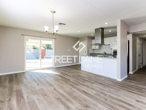 4th image of 8331 E Monterosa St