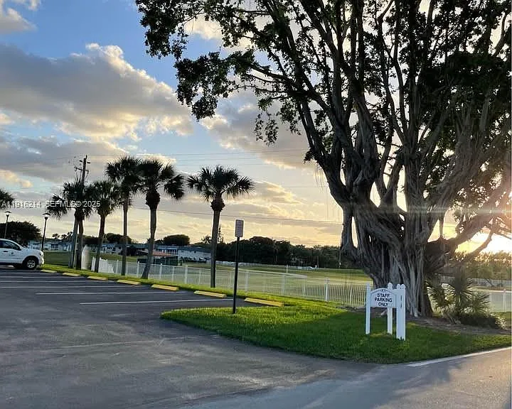 116 Tuscany Ln #116-B — Photo 4