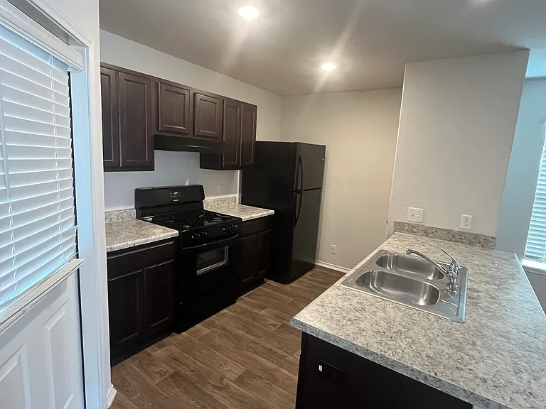 4226 Toledo Mist — Photo 7