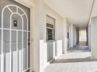 4370 Chatham Dr UNIT 104, Longboat Key, FL 34228