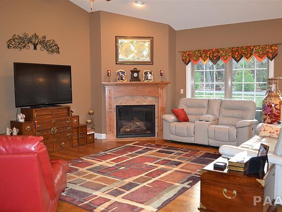 2nd image of 7531 N Walnutbend Dr #21