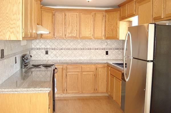2nd image of 1826 Findley Dr
