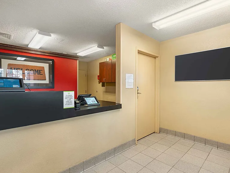 Lobby and Guest Check-in