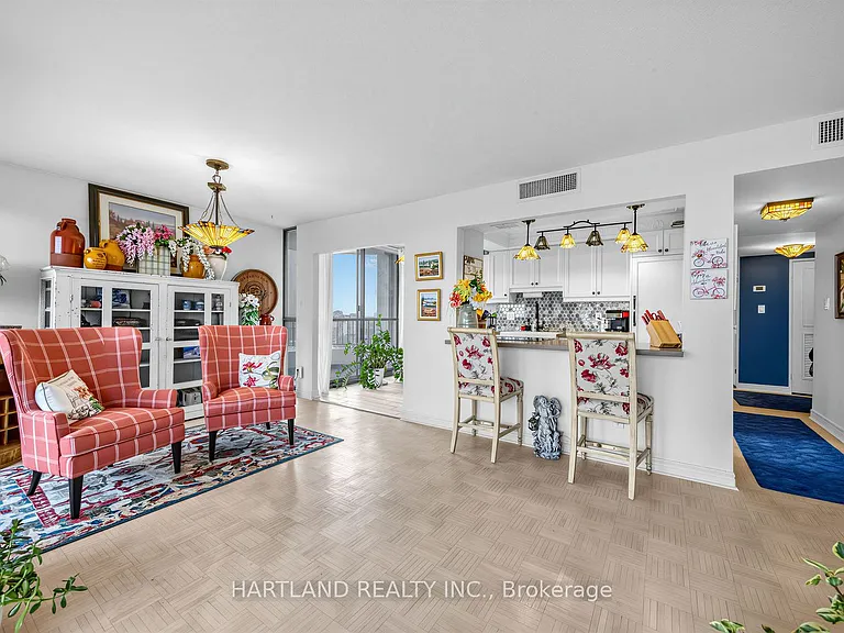 1333 Bloor St #2409 — Photo 6
