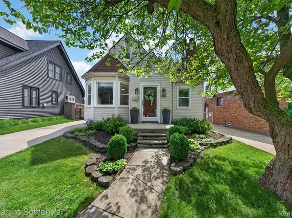125 S Kenwood Ave, Royal Oak, MI 48067