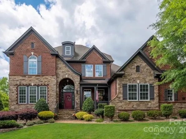 14719 Old Vermillion Dr, Huntersville, NC 28078