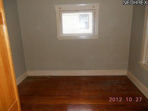 4th image of 1613 Galion Ave