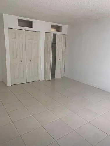 Miami Gardens Dr Photo 1