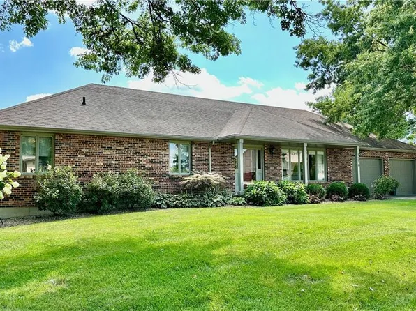 1716 Hillcrest Dr, Trenton, MO 64683